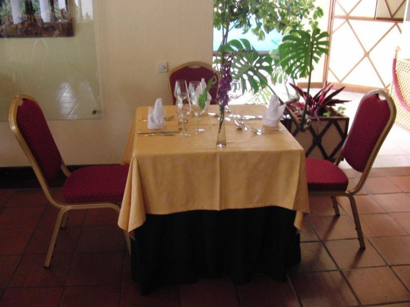 Inatel Castelo De Vide Hotel Exterior photo